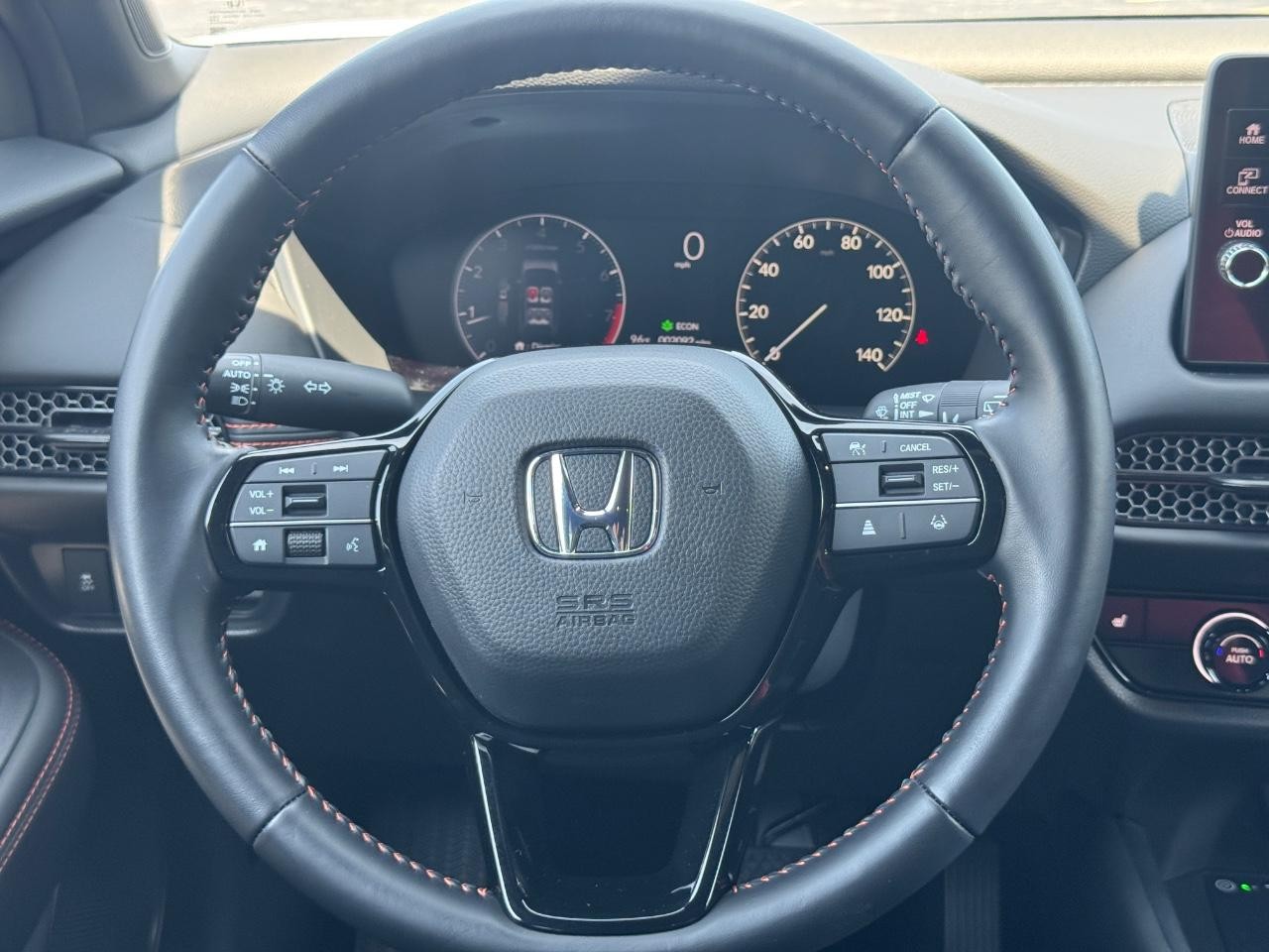 Honda HR-V Vehicle Full-screen Gallery Image 13
