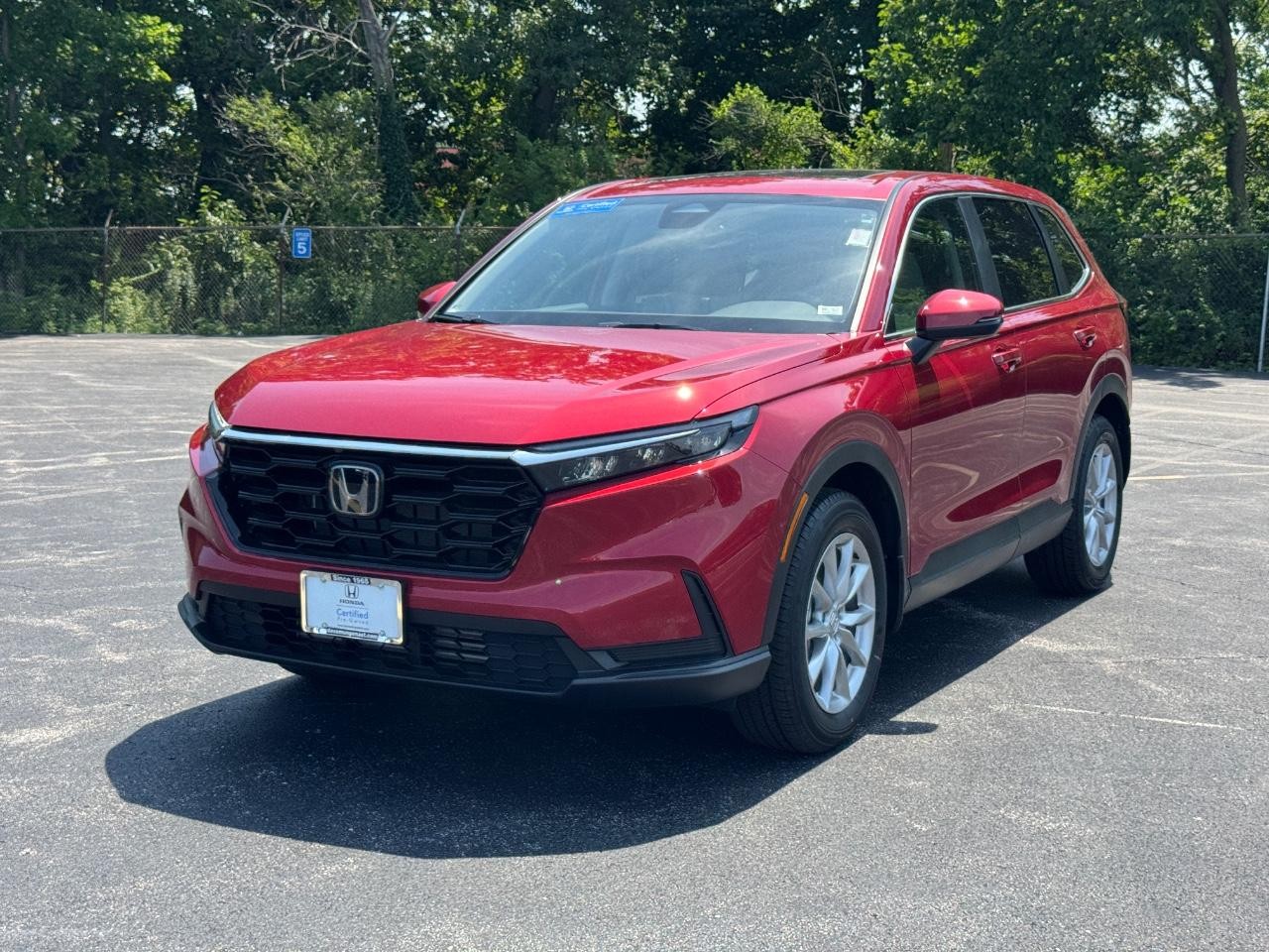 Honda CR-V Vehicle Full-screen Gallery Image 09
