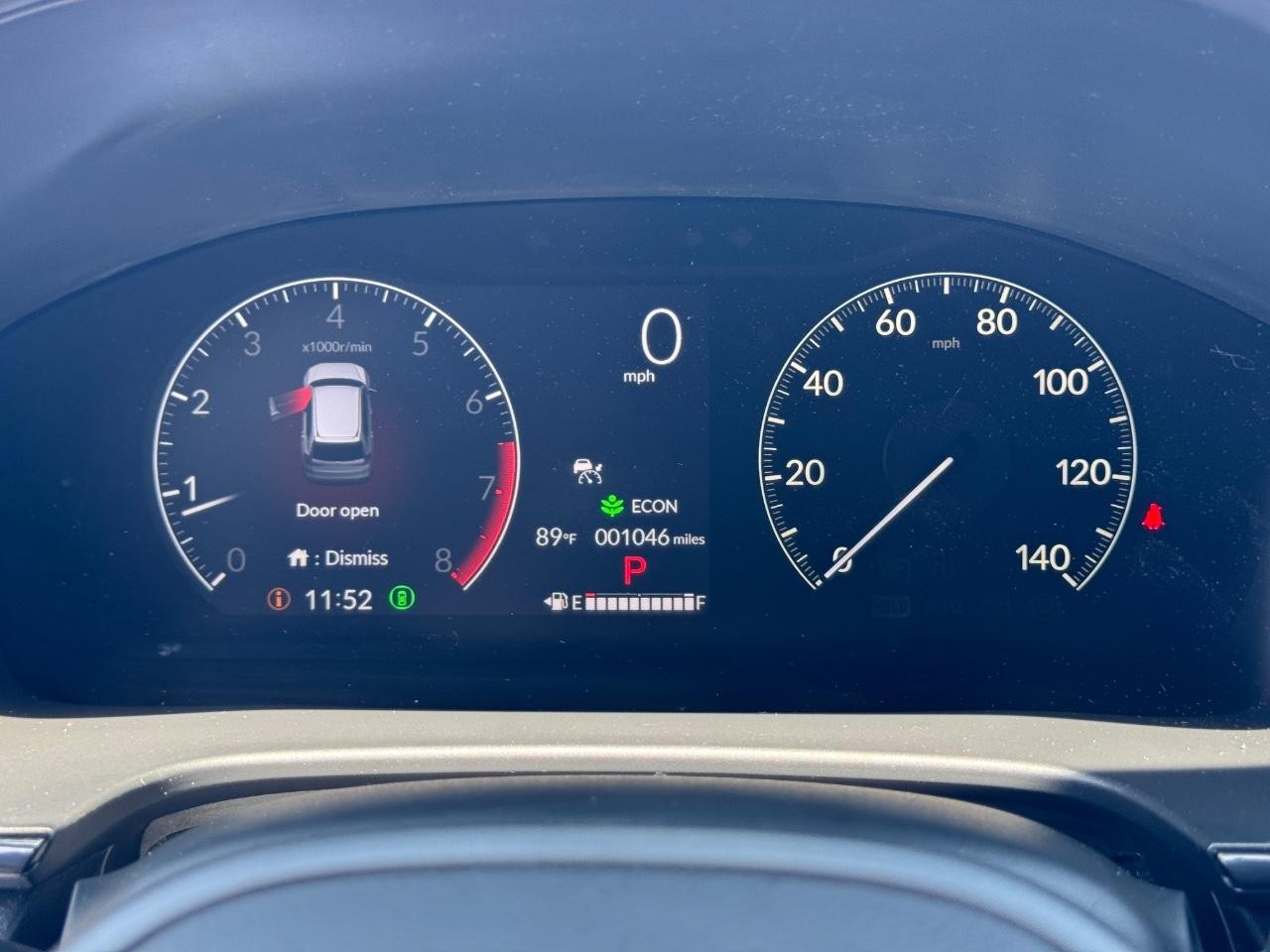 Honda CR-V Vehicle Full-screen Gallery Image 21