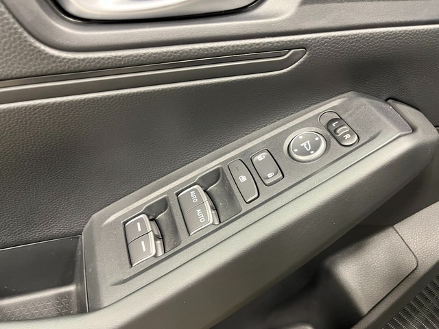 Honda Accord Sedan Vehicle Full-screen Gallery Image 14