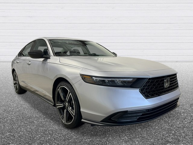Honda Accord Sedan Vehicle Full-screen Gallery Image 09