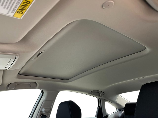 Honda Accord Sedan Vehicle Full-screen Gallery Image 24