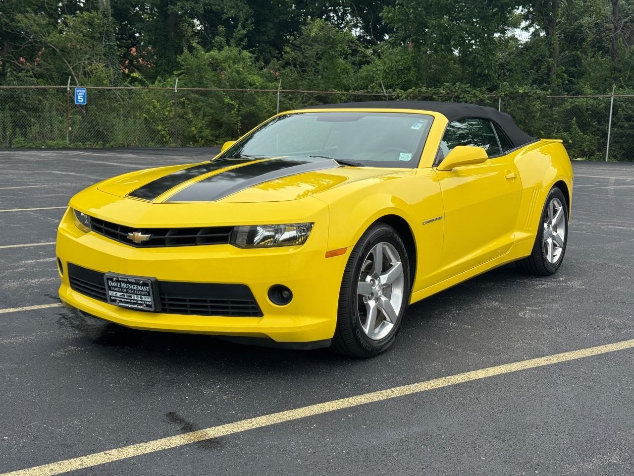 Chevrolet Camaro Vehicle Full-screen Gallery Image 09