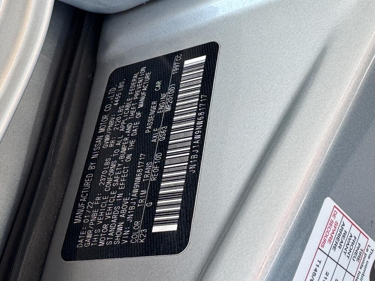 Nissan Rogue Sport Vehicle Full-screen Gallery Image 26