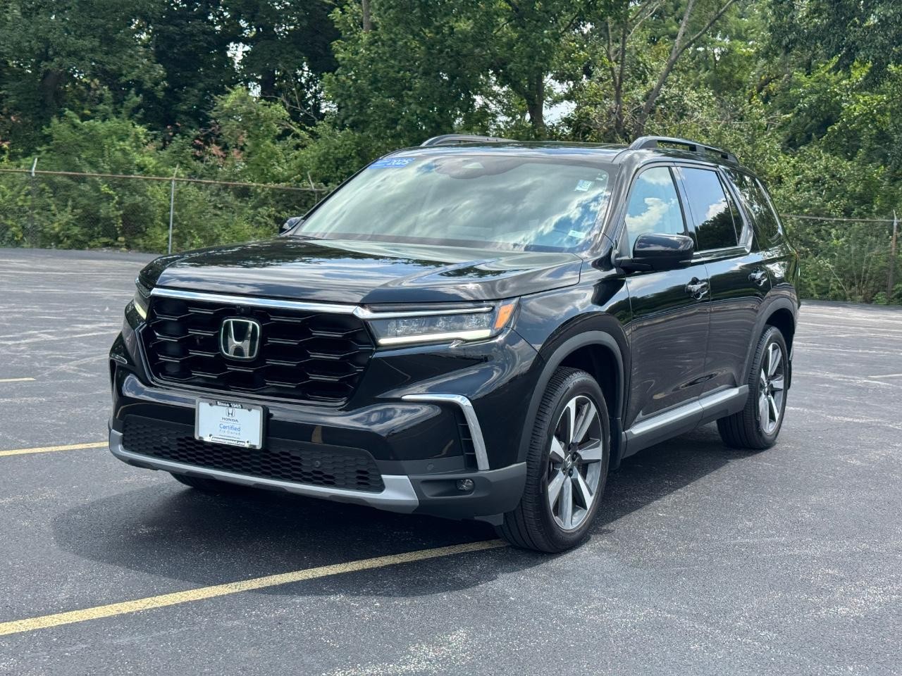 Honda Pilot Vehicle Full-screen Gallery Image 09