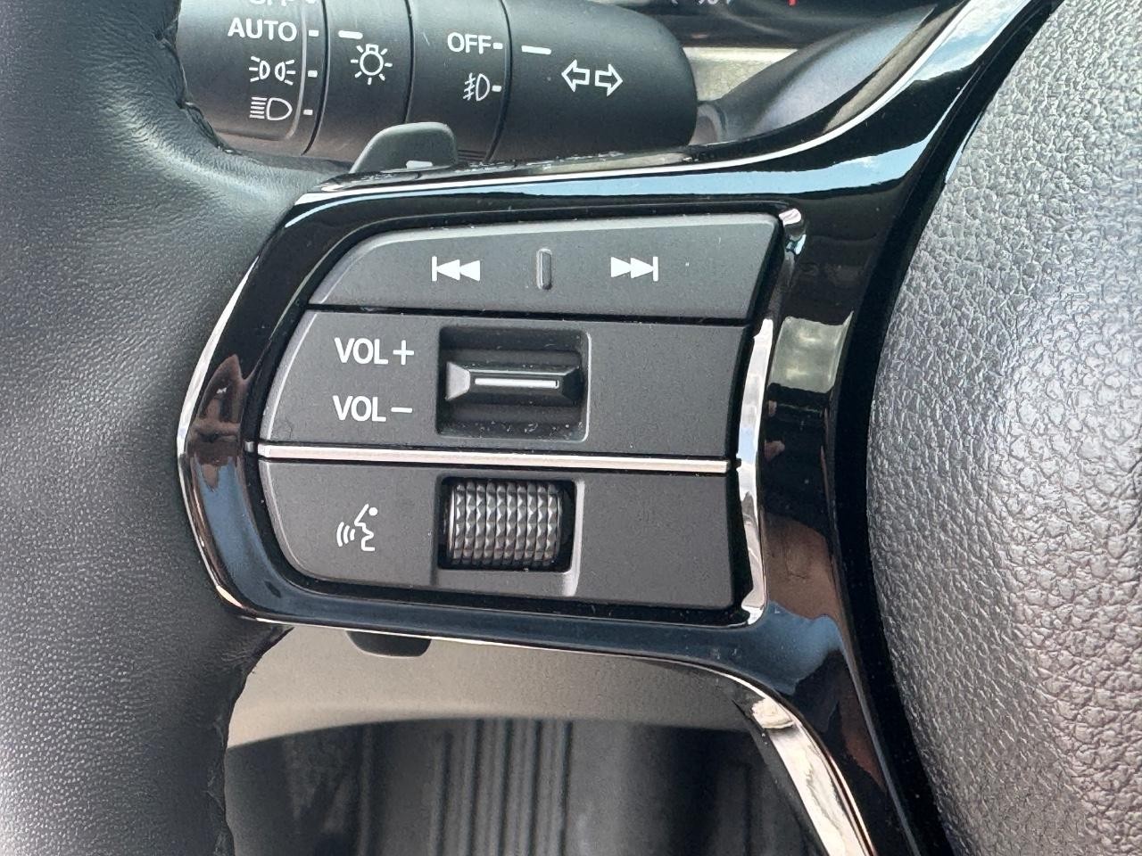 Honda Pilot Vehicle Full-screen Gallery Image 23