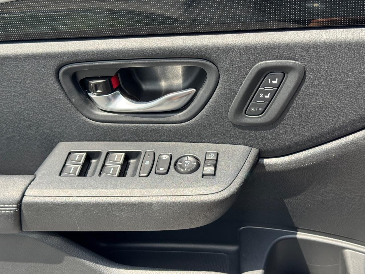 Honda Pilot Vehicle Full-screen Gallery Image 29