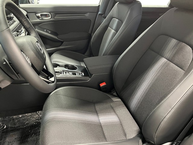 Honda Civic Hatchback Vehicle Full-screen Gallery Image 14