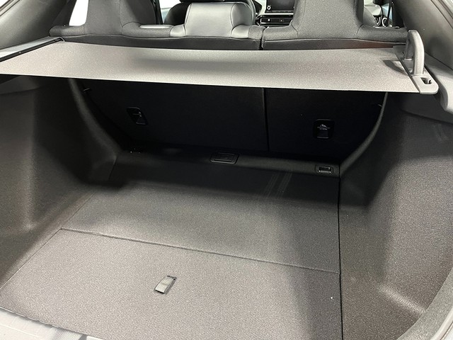Honda Civic Hatchback Vehicle Full-screen Gallery Image 24