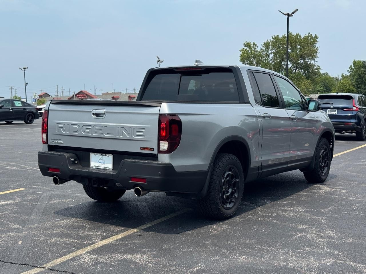 Honda Ridgeline Vehicle Full-screen Gallery Image 04