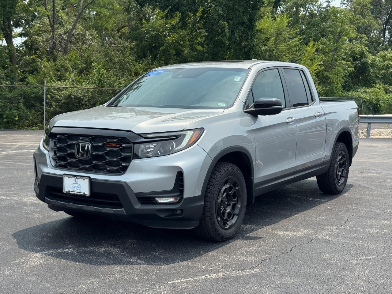 Honda Ridgeline Vehicle Full-screen Gallery Image 09