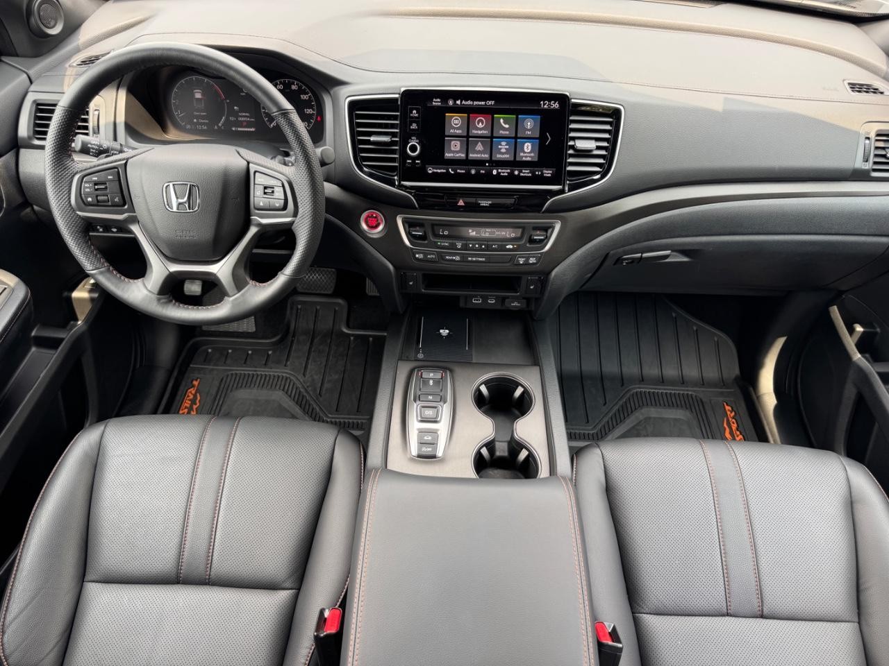 Honda Ridgeline Vehicle Full-screen Gallery Image 12