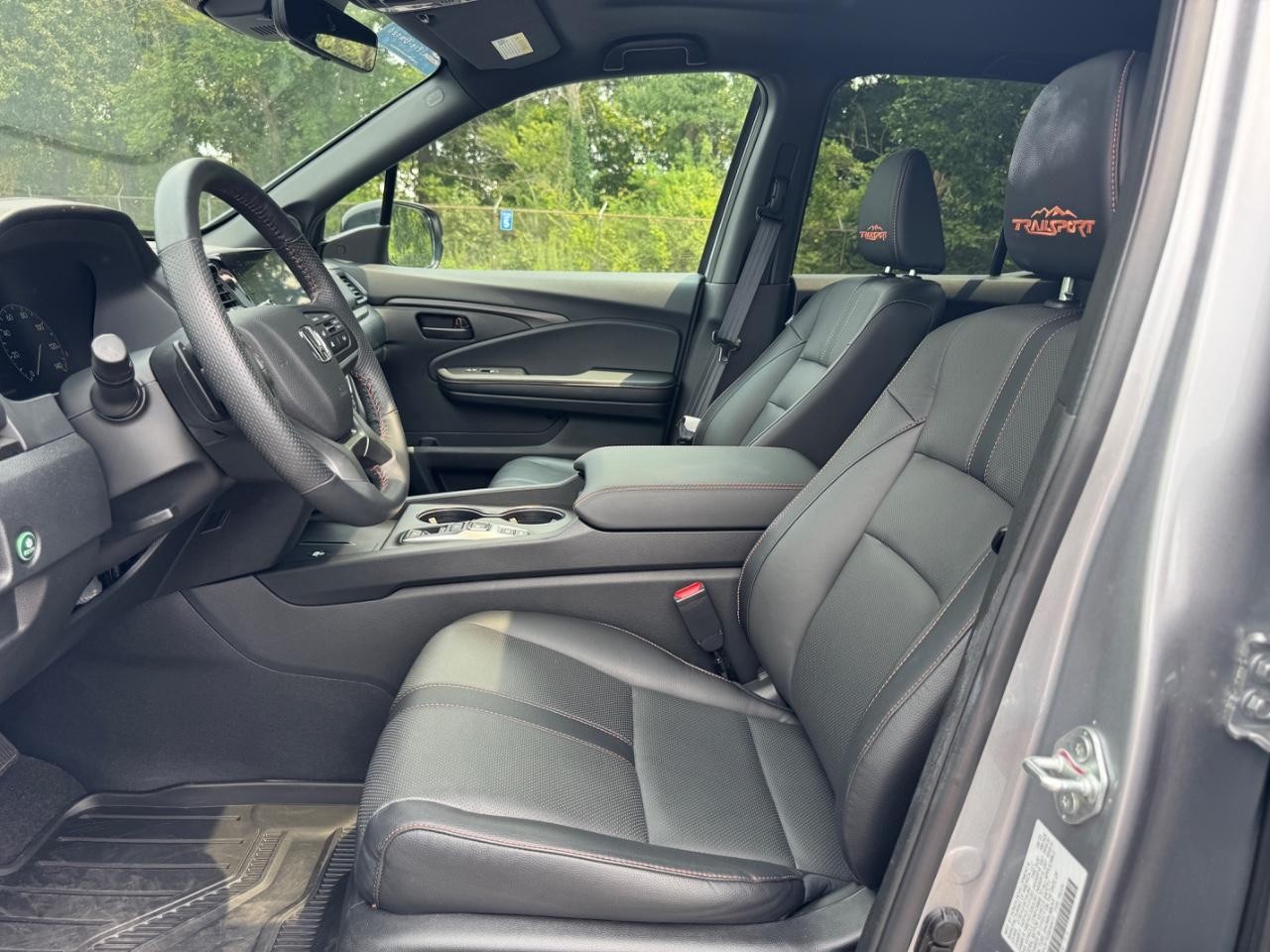 Honda Ridgeline Vehicle Full-screen Gallery Image 19