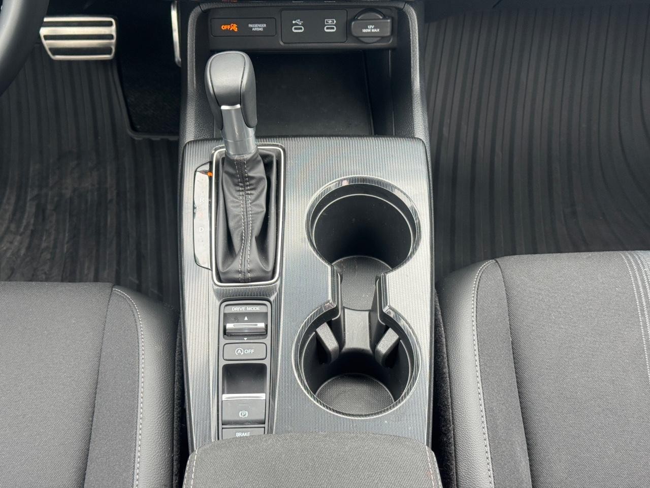 Honda Civic Sedan Vehicle Full-screen Gallery Image 16