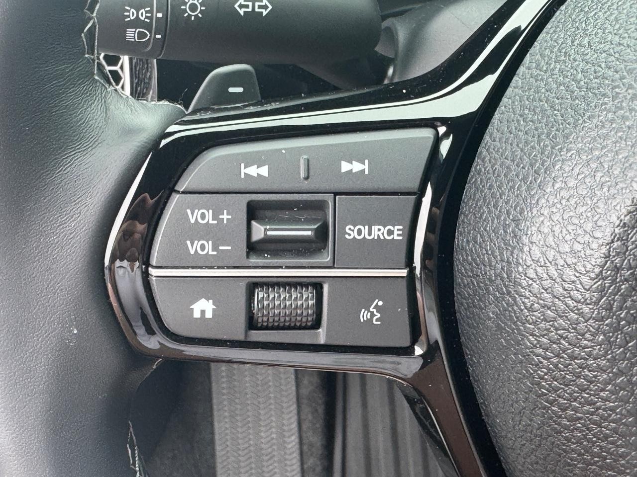 Honda Civic Sedan Vehicle Full-screen Gallery Image 20