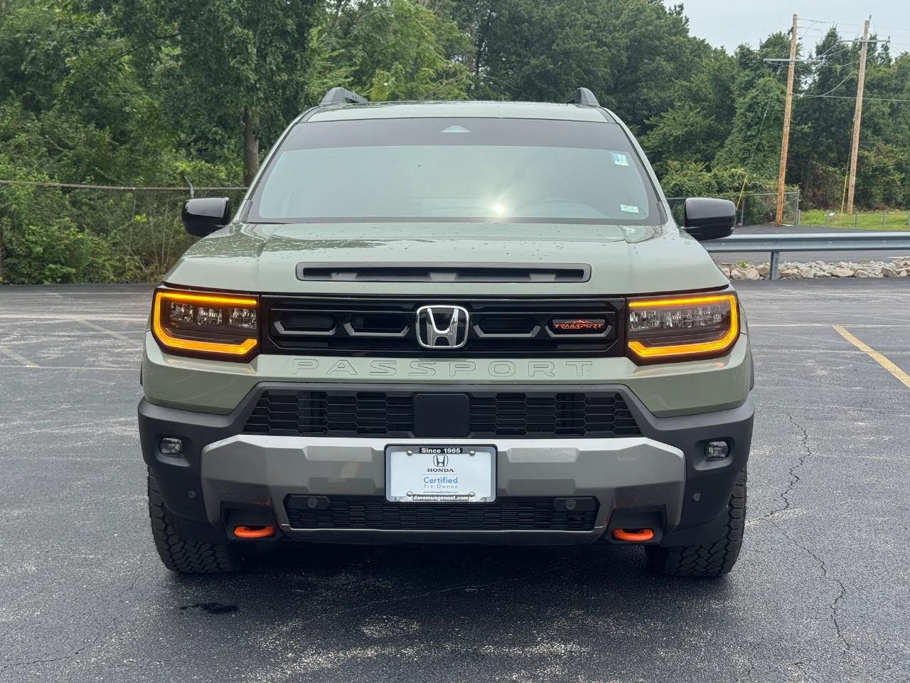 Honda Passport Vehicle Full-screen Gallery Image 10