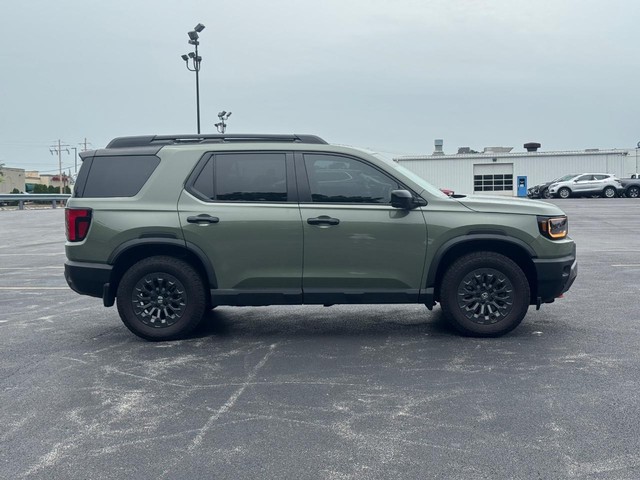 Honda Passport Vehicle Full-screen Gallery Image 03