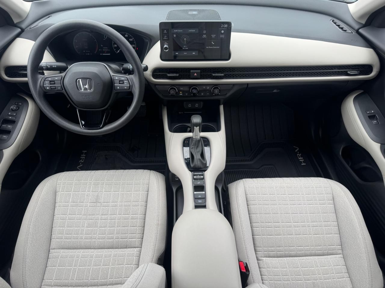 Honda HR-V Vehicle Full-screen Gallery Image 12