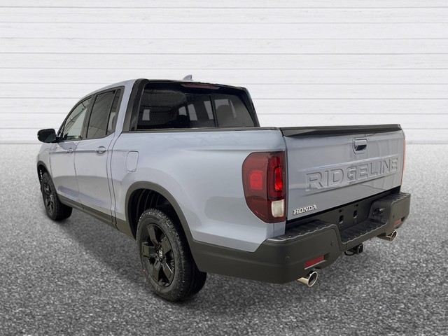 Honda Ridgeline Vehicle Full-screen Gallery Image 04