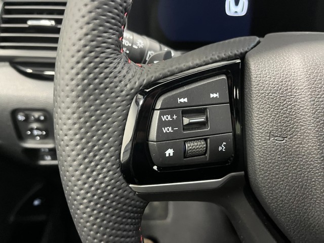 Honda Ridgeline Vehicle Full-screen Gallery Image 20