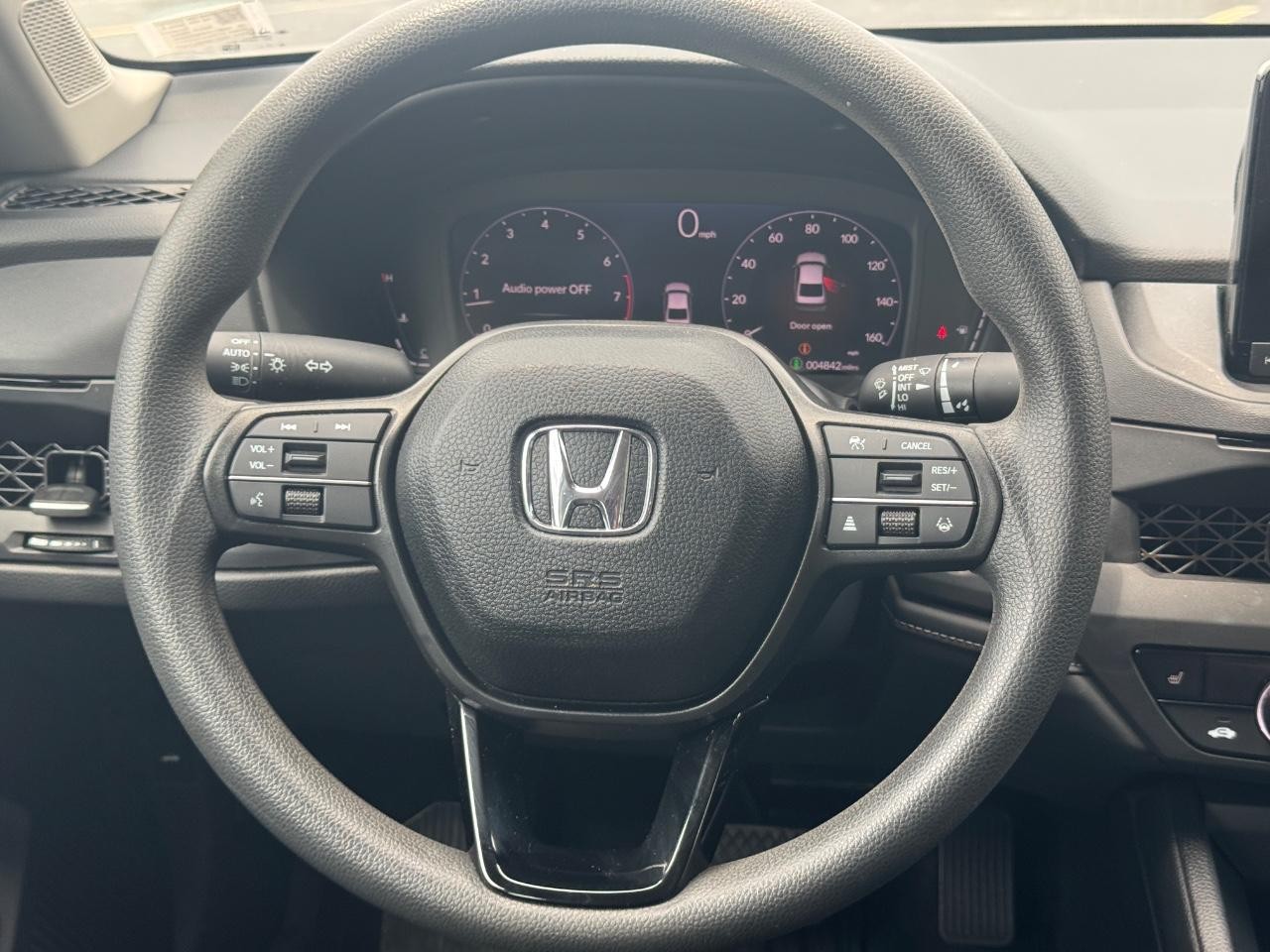 Honda Accord Sedan Vehicle Full-screen Gallery Image 13