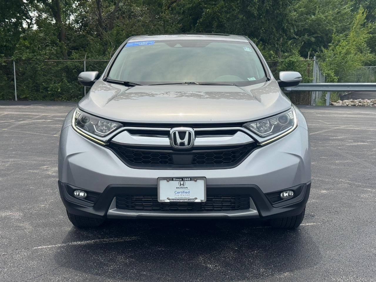 Honda CR-V Vehicle Full-screen Gallery Image 10