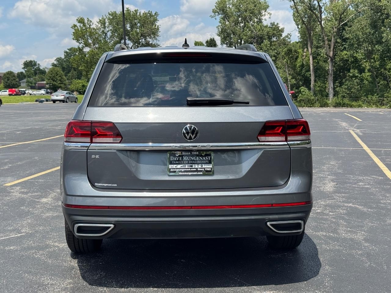 Volkswagen Atlas Vehicle Full-screen Gallery Image 06
