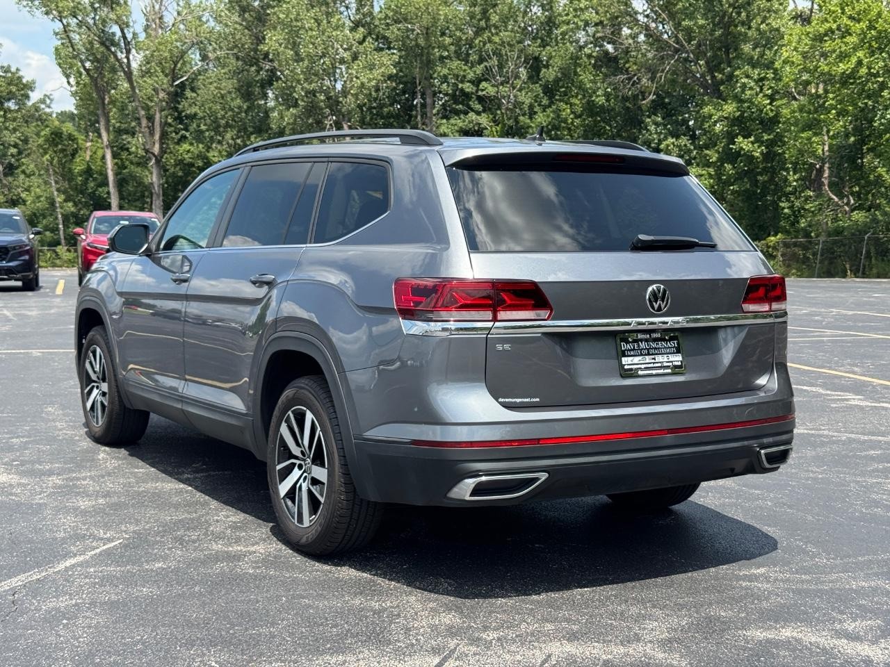 Volkswagen Atlas Vehicle Full-screen Gallery Image 07