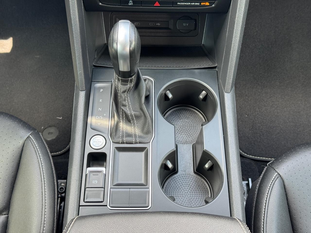 Volkswagen Atlas Vehicle Full-screen Gallery Image 17