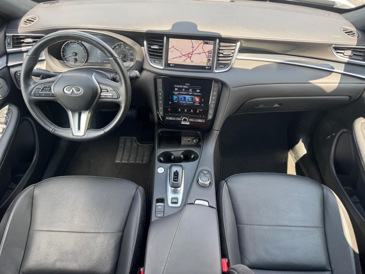 INFINITI QX50 Vehicle Full-screen Gallery Image 12