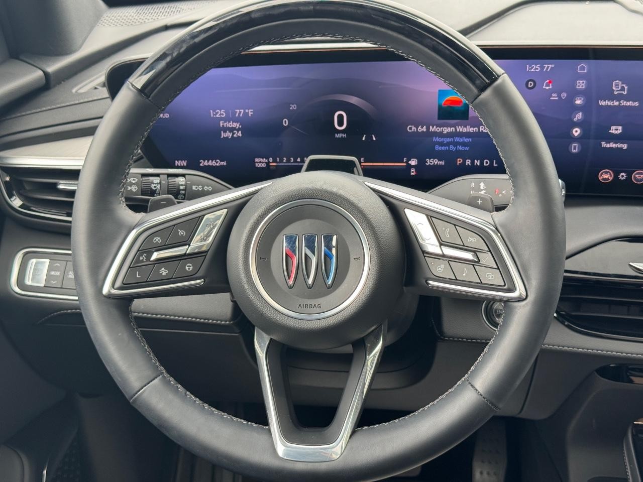 Buick Enclave Vehicle Full-screen Gallery Image 14