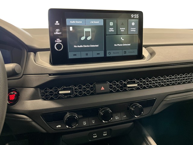 Honda Accord Sedan Vehicle Full-screen Gallery Image 20