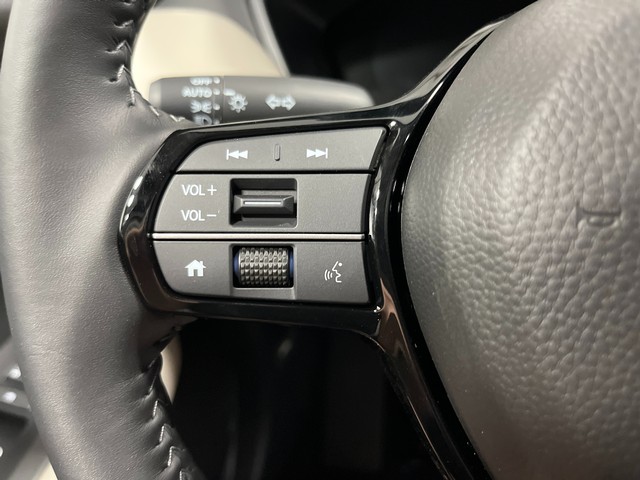 Honda HR-V Vehicle Full-screen Gallery Image 18
