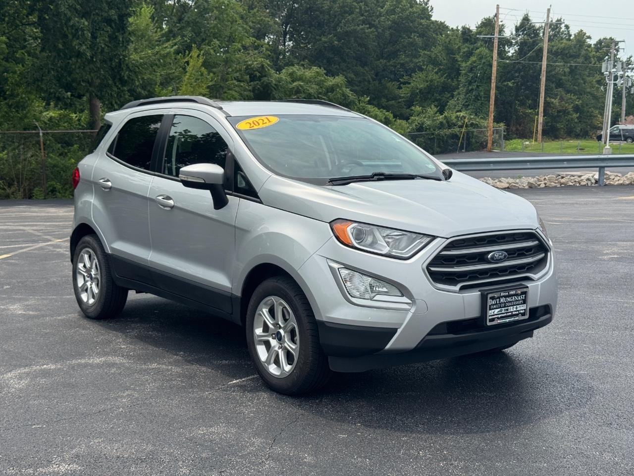 Ford EcoSport Vehicle Full-screen Gallery Image 02