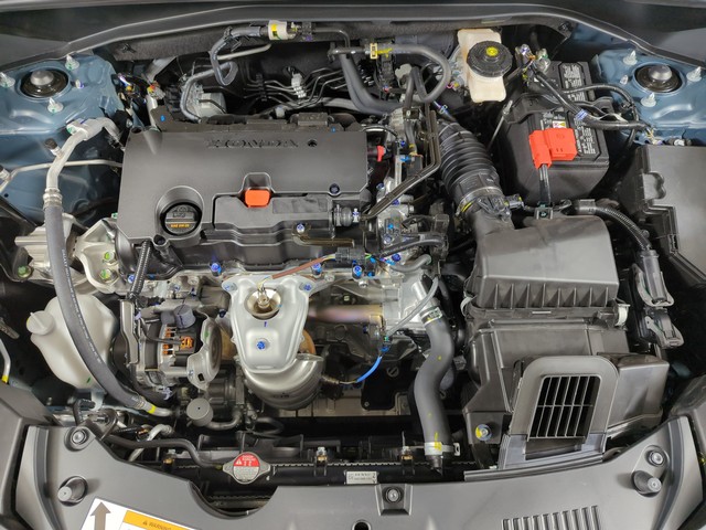 Honda HR-V Vehicle Full-screen Gallery Image 09