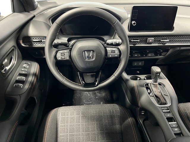 Honda HR-V Vehicle Full-screen Gallery Image 17
