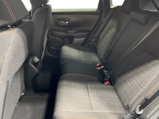 Honda HR-V Vehicle Full-screen Gallery Image 24