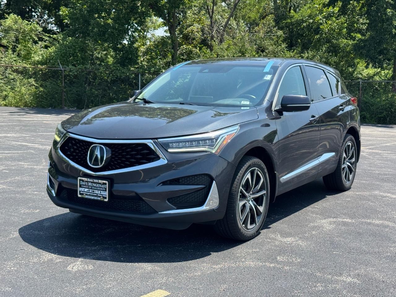 Acura RDX Vehicle Full-screen Gallery Image 09