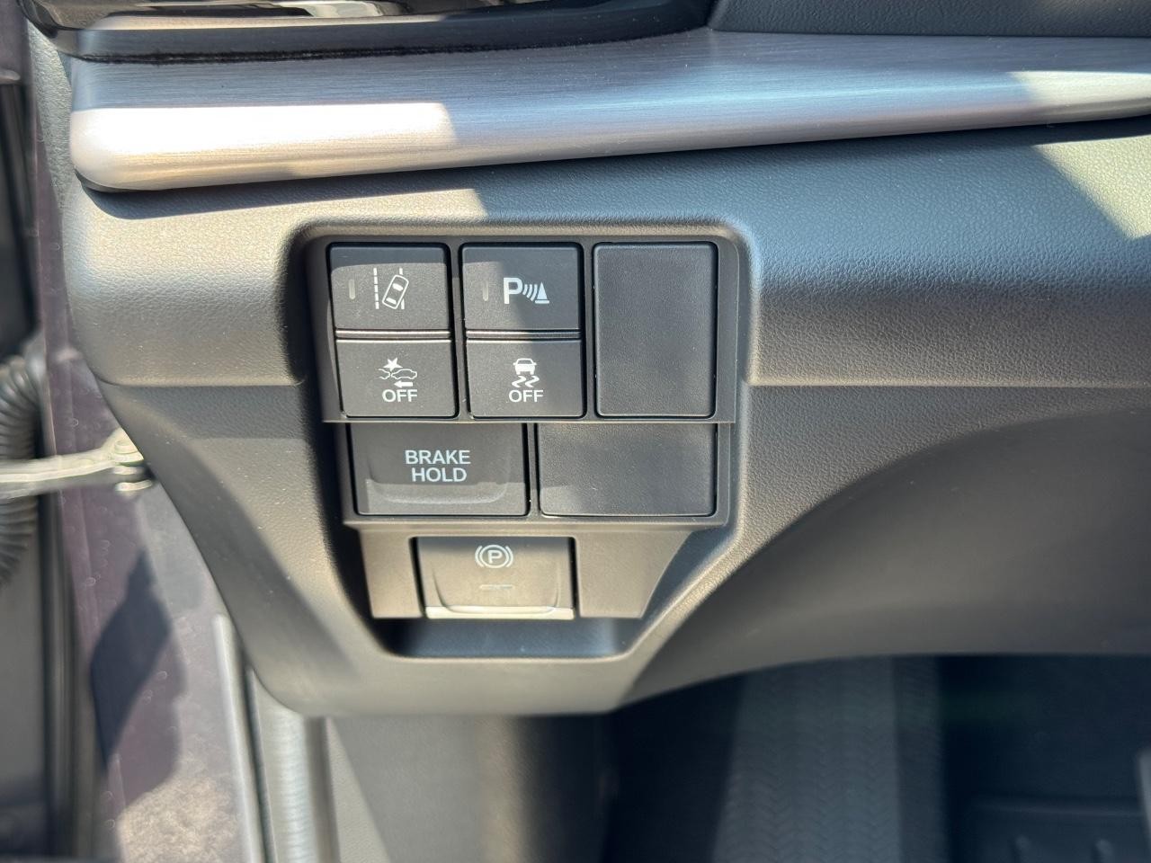 Acura RDX Vehicle Full-screen Gallery Image 24