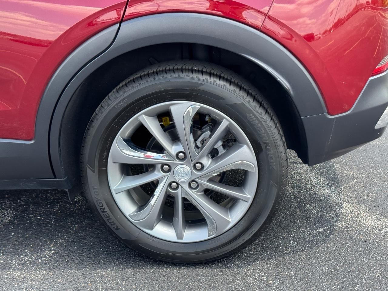 Buick Encore GX Vehicle Full-screen Gallery Image 08