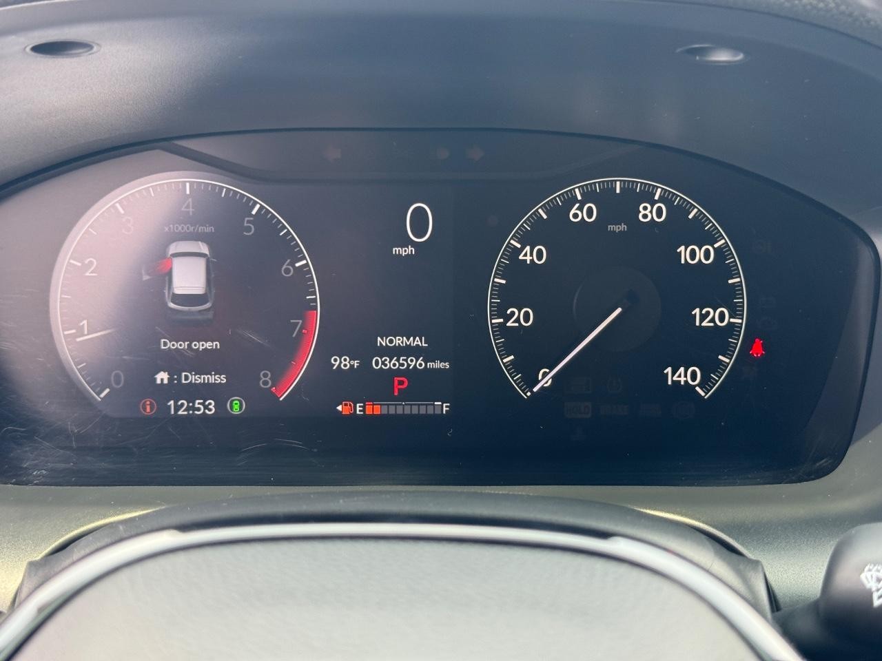 Honda HR-V Vehicle Full-screen Gallery Image 19