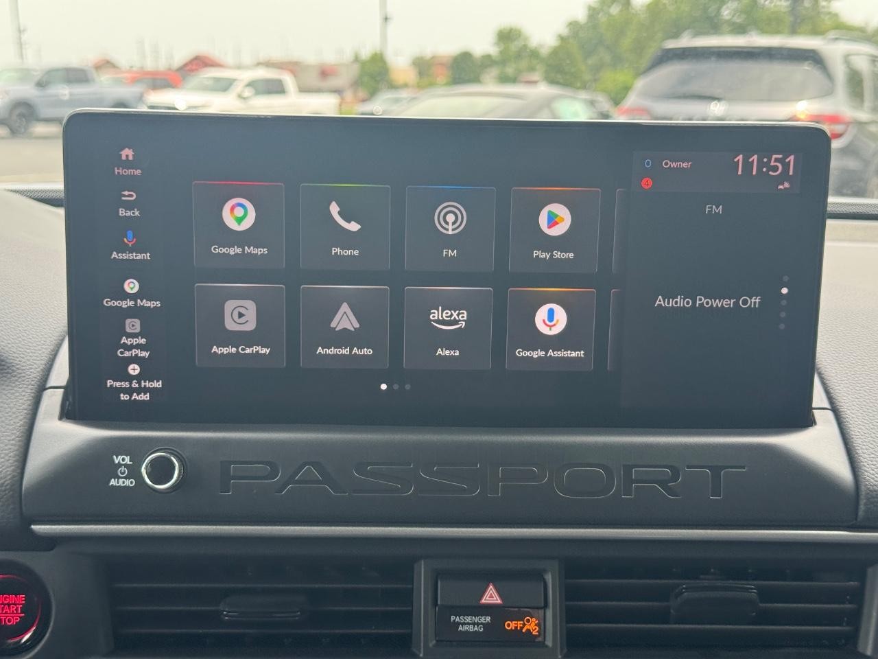 Honda Passport Vehicle Full-screen Gallery Image 14