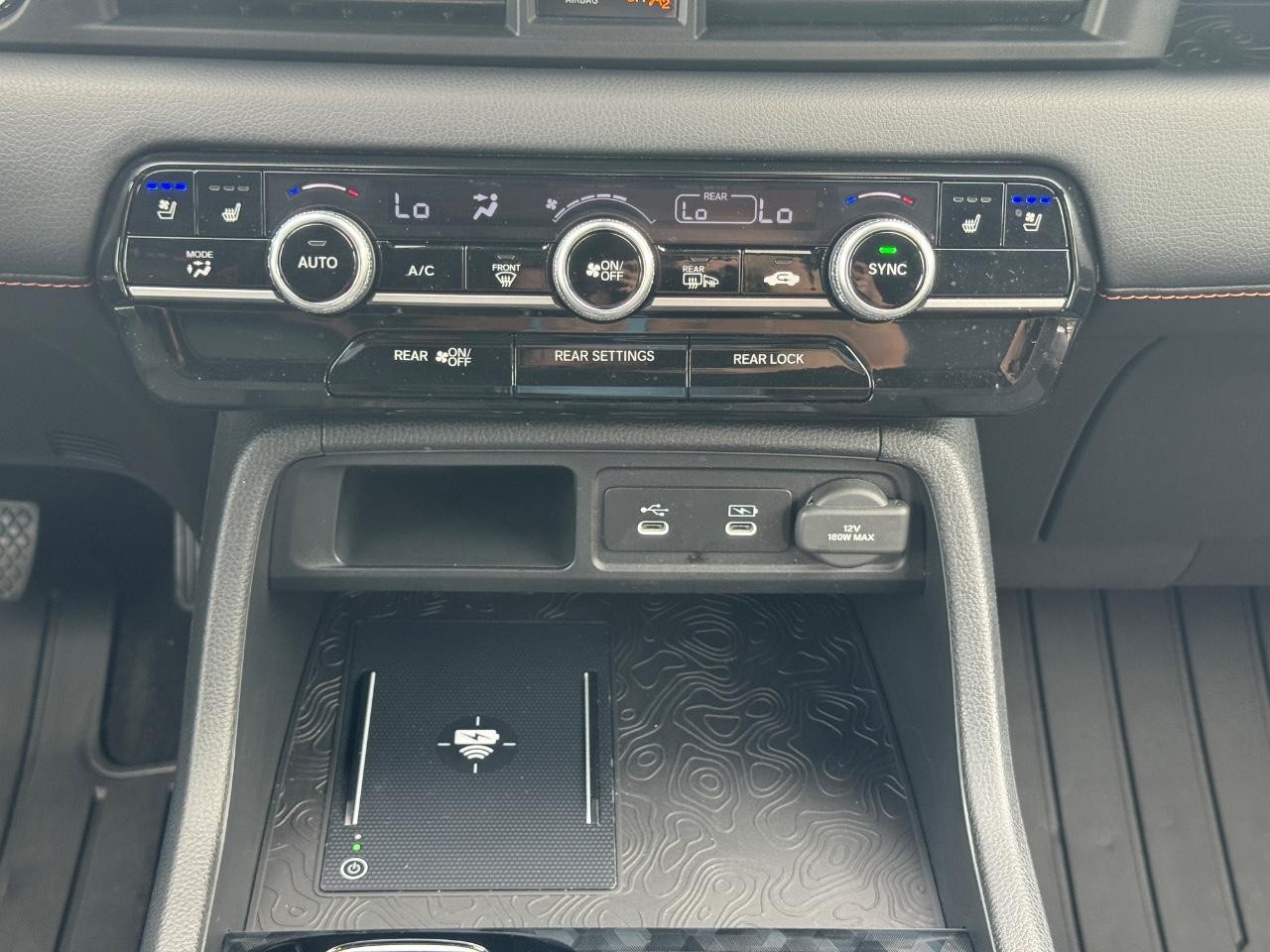 Honda Passport Vehicle Full-screen Gallery Image 15