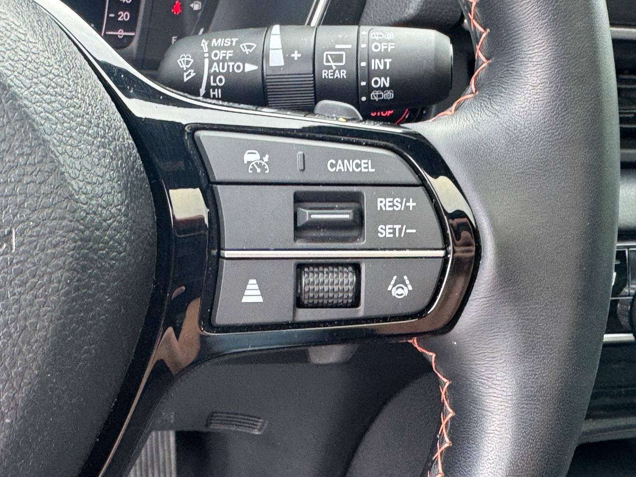 Honda Passport Vehicle Full-screen Gallery Image 23