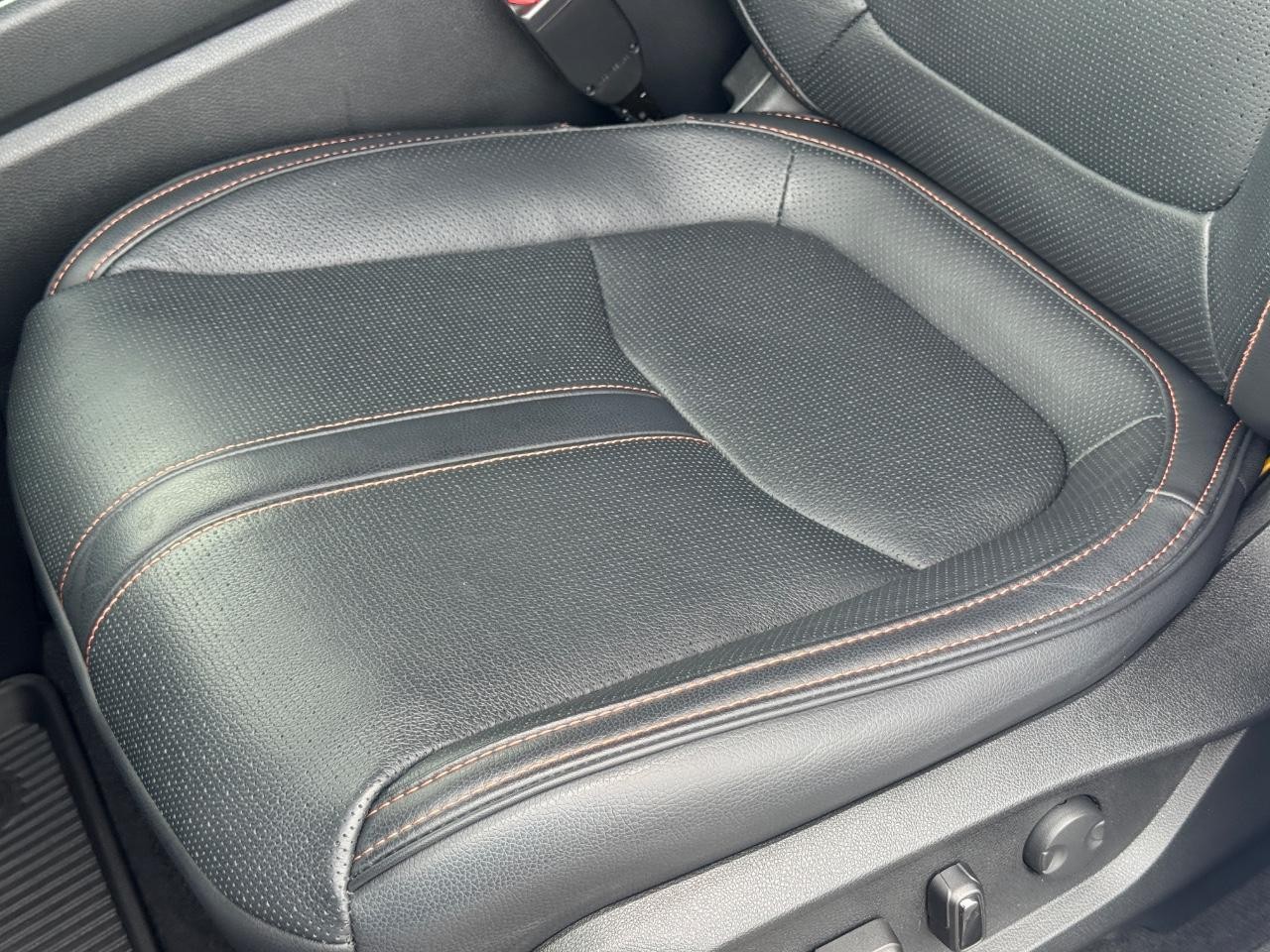 Honda Passport Vehicle Full-screen Gallery Image 28