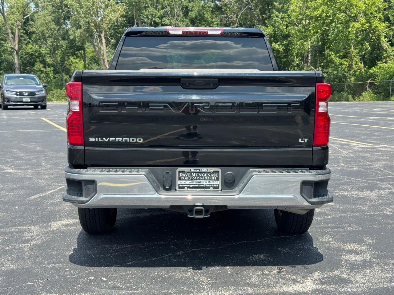 Chevrolet Silverado 1500 Vehicle Full-screen Gallery Image 06