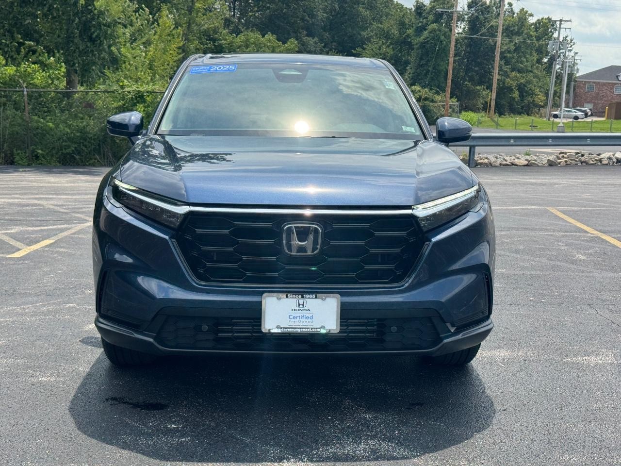 Honda CR-V Vehicle Full-screen Gallery Image 10