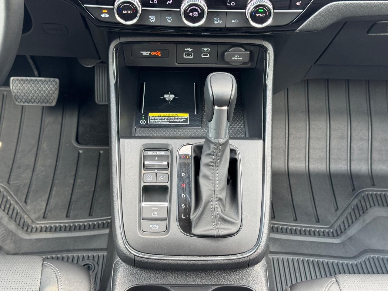 Honda CR-V Vehicle Full-screen Gallery Image 16