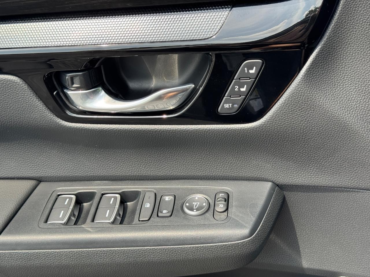 Honda CR-V Vehicle Full-screen Gallery Image 27