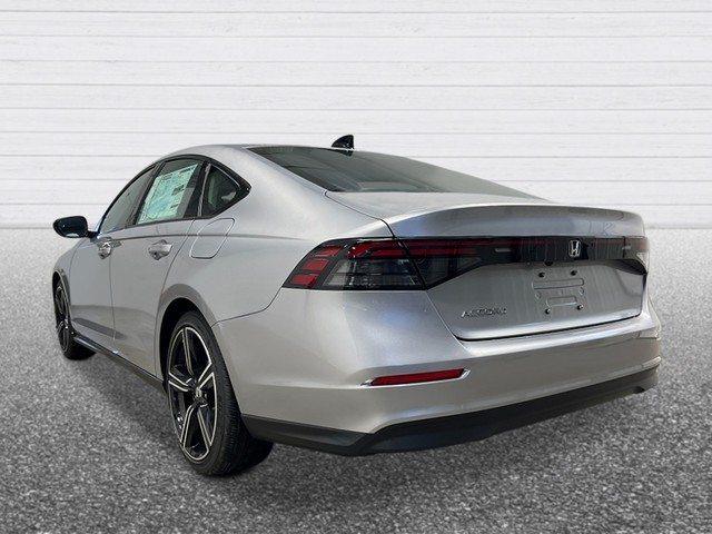 Honda Accord Sedan Vehicle Full-screen Gallery Image 04
